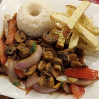 Champignon saltado at La Casa de Bamboo in Huacachina