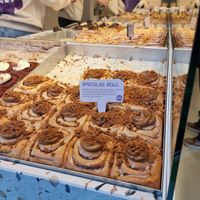 Vegan rolls at Cinnamood in Trier