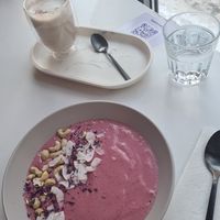Pink Smoothie Bowl at Cloud Café in Oslo