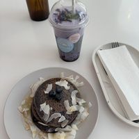Purple pancakes and blueberry matcha (the august special drink)  at Cloud Café in Oslo