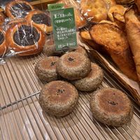   at De Tout Painduce  in Osaka