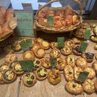   at De Tout Painduce  in Osaka