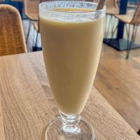 Tropical smoothie   at Natur Poke - Inca in Mallorca