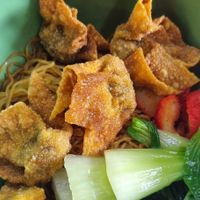 Wanton noodles at Daily Green 吉祥素 - Tampines in East Singapore