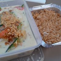 Yellow curry with rice at Nami Sushi  in Mol