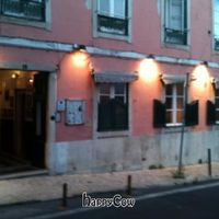 main street view at Terra Restaurante Natural in Lisbon