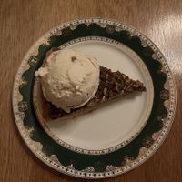 Pecan pie w/nice cream   at Aliado Bar & Aperitivo in San Juan