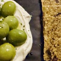 Incredibly smooth cashew cream and tasty flat breadd  at Aliado Bar & Aperitivo in San Juan