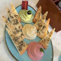 Hummus platter  at Earth Cafe @ BKC in Mumbai