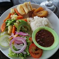 Veganer Teller at Tree Coffee House  in Tortuguero