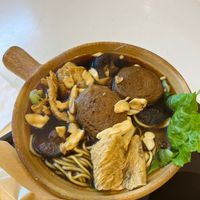 Clay pot soup at Polam Kopitiam in Taipei