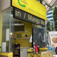 Platbased  at Tiong Bahru Durian - Lau Pa Sat in Central Singapore