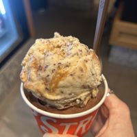 The caramel popcorn flavor and death by chocolate cake underneath…both were excellent!   at Salt & Straw in Roseville
