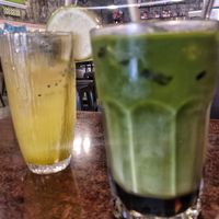 Signature lime aiyu and Thai 3 colour tea, both were good at Big Veggie - 马来西亚大蔬無界 in Kuching