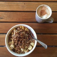 Blueberry smoothie bowl for breakfast at Luv Burger in Samara