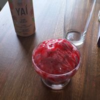 Sorvete de morango com calda at Verdinho Vegano in Sao Bernardo Do Campo