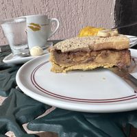 Torta vegana de cogumelo com cebola caramelizada   at Torteria Haguanaboka in Sao Jose Dos Campos