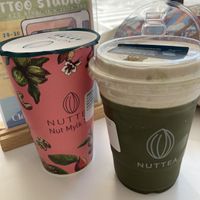Bubble tea + matcha avec crème   at Nuttea in Toronto