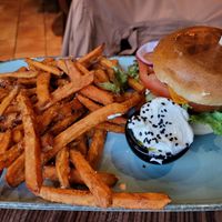 Guacamole burger at Apple & Eve - Vegan & tierisch lecker in Hamburg