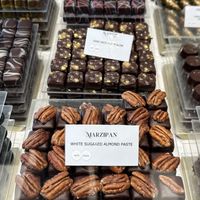 Wonka, Marzipan  at Chocolaterie Sukerbuyc in Bruges