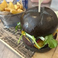 Vegan burger  at Mokambo Breakfast & Brunch & Lunch Sevilla in Sevilla