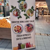 Vegan Salad bowl at Daily fresh Obst & Gemüse in Hamburg