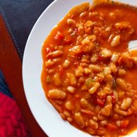 Fagioli al pomodoro at Restaurant Medieval Unglerus in Biertan