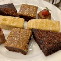 Vegan cakes for 2   at Bedford Swan Hotel in Bedford