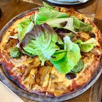 Pizza at Meshek Barzilay in Tel Aviv