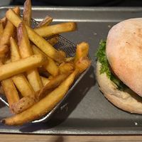 Veganer Chicken-Burger  at NYCE GUYS Bederkesa in Geestland