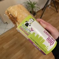 Terry’s Terra Vegane Carolina BBQ sandwich  at Veganz in Berlin