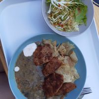  at YES rebel bites in Osijek