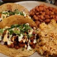 Taco plate with asada and al pastor at PlanTita's Kitchen in Long Beach