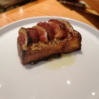 Figs brioche at Rasoterra in Barcelona