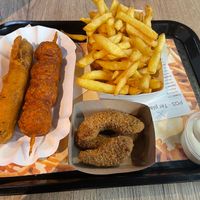 Viandel - Grizzly - Avocadobite at Pepas Vegan Frituur in Leuven