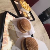 Burgers, snacks and fries at Pepas Vegan Frituur in Leuven