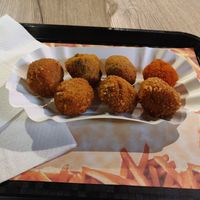 Mix balls and mushroom balls at Pepas Vegan Frituur in Leuven