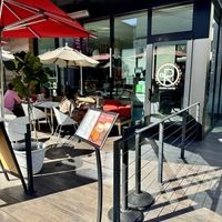 Restaurant Front and Outdoor Seatingg  at Reborn Coffee  in Manhattan Beach