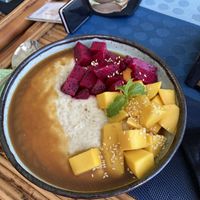 Oatmeal with fruit   at Cambodhi in Kampot