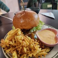 Burger was delisssss at Chà Là in Hanoi