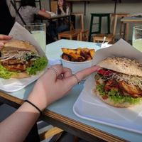 Top-notch burgerage at Krowarzywa - Hoza in Warsaw