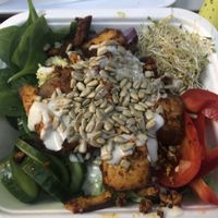 Tofu bowl at Krowarzywa - Hoza in Warsaw