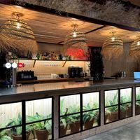 Bar at Garden Pizza in Igualada