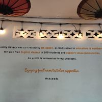 Los beneficios son para ayudar a proyectos locales at The Family Bakery & Restaurant in Luang Prabang