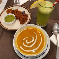 Soup and pakoras at Veganapati in Lisbon