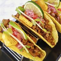 Tacos (were good) at Veganapati in Lisbon