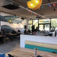 Le bar  at Bloom Pop Brew Pub in Rennes