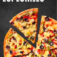 Los viernes tienen todas las pizzas a $150, cualquier especialidad, vale la pena!! at Romo Pizzeria in Puebla
