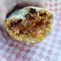 Burrito de Setas pibil con arrocito. Estaba rico #Veganuary at Mamasita Burrito in Mexico City