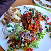 Seitan bietloaf at Veggies on Fire in The Hague